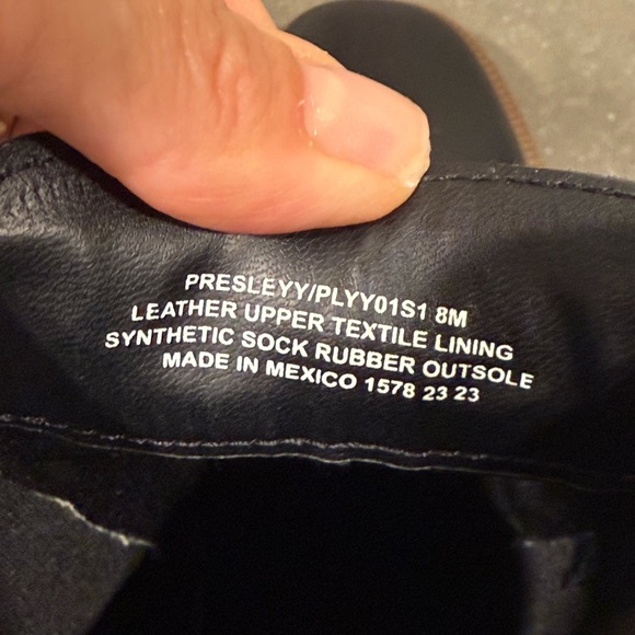 NWOT Steve Madden Pressley Chelsea Boot. Women’s size 8 - Picture 4 of 7